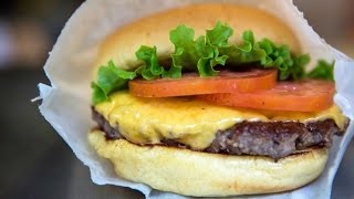 The Keys To Making The Perfect Burger — According To Shake Shack