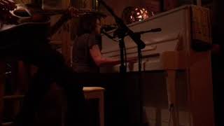 Norah Jones - The Little Willies - Jolene - 12/6/17