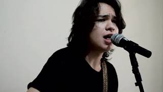 Leonardo Jara She's Not Coming Back Video Oficial