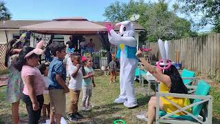 Payaso Pikorete en Jacksonville Easter Party Morale's Little Treasures & Ana's Little Caterpillar