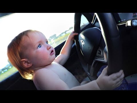 NiKO LEARNS TO DRIVE!! Jenny’s First Time behind a boat and Family Beach Day at the Backyard Lake!
