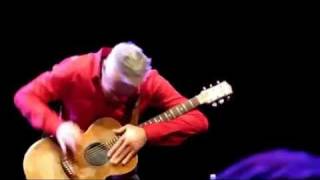Tommy Emmanuel Mombasa (percussion part) Oslo 2012