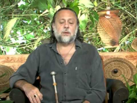 Não viva preocupado  Seja a paz de Cristo o árbitro no teu coração.