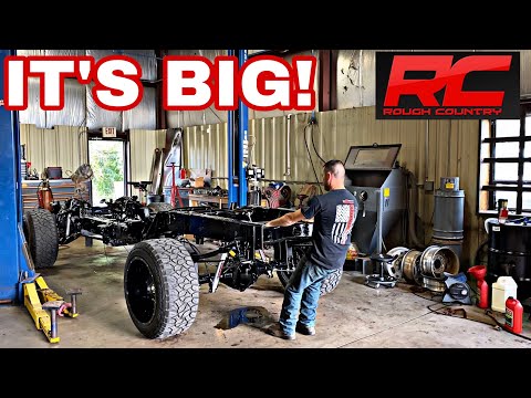 JUNKYARD DURAMAX Gets Affordable Lift Kit! Rough Country
