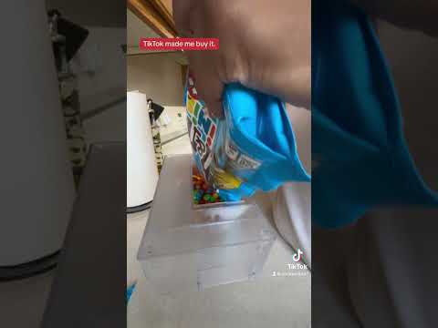 TIKTOK MADE ME BUY IT | MINI VENDING MACHINE | MINI M&MS | SUMMER 2023 | FUN FOR KIDS