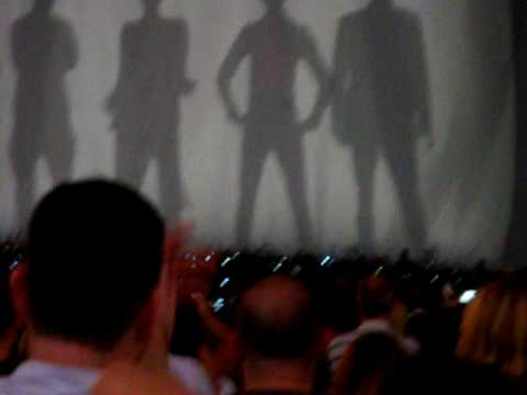 No Doubt Live Opening at Verizon Wireless music center, Noblesville, Indiana