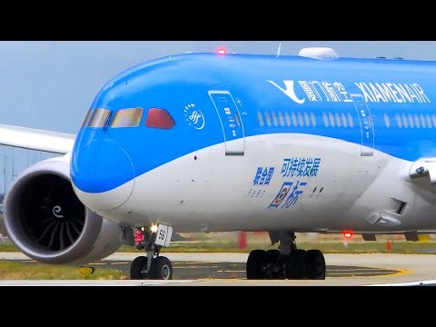 AWESOME 15 MINUTES of Plane Spotting at Melbourne Airport | April 2018 Highlights!