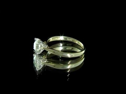 DR007 yellow gold solitaire ring