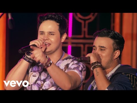 Matheus & Kauan - Se Amasse Ele - Na Praia 2 / Ao Vivo
