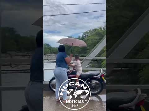 Bañistas por poco son arrastrados por una creciente súbita del río Fragua en Caquetá.