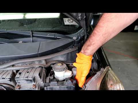 2007-2013 Honda Fit Check Manual Clutch Fluid Level