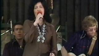 Lois Johnson ~ When I Need You (The Porter Wagoner Show, 1978)