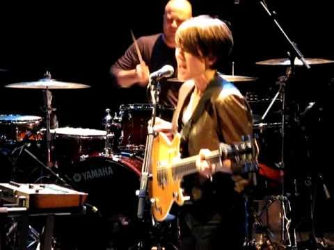 5/20 Tegan & Sara - Hell (New Ver.) + Stampede + Front Row Fans @ Grand Theatre, Calgary, AB