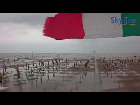 Alluvione in Emilia-Romagna: ecco il time lapse della tempesta che ha colpito Rimini.
