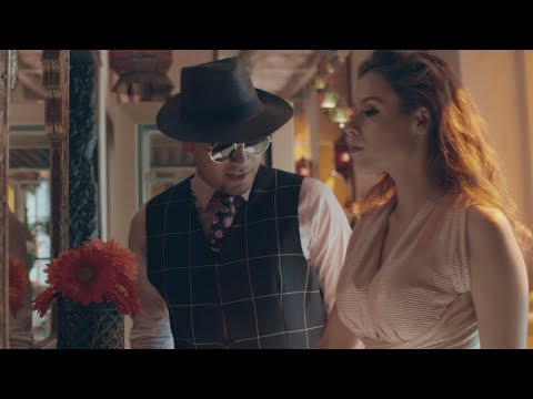 DanZak - Fallin' (Official Video)