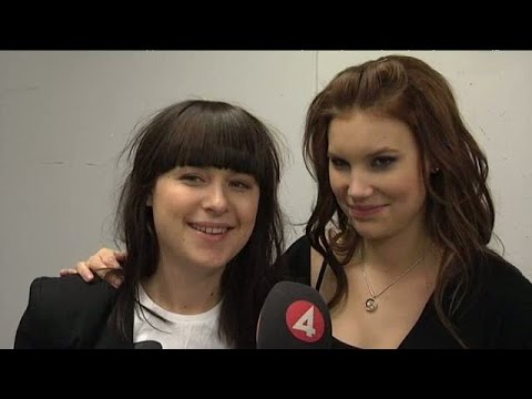 Linnea och Minnah: "Vi är supertaggade" - Idol Sverige (TV4)