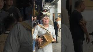 Download lagu Pengamen jogjakarta lucu #lucungakak #pengamenkocak mp3