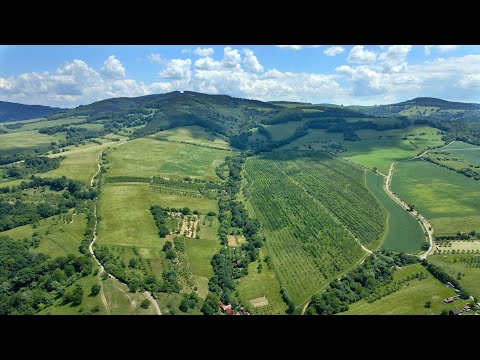 Cycle Trails 060 - Wallachian Mountains (19 trails through the rough wilderness)