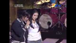 Download lagu Charly&Regina=Jalan Terbaik Live mp3