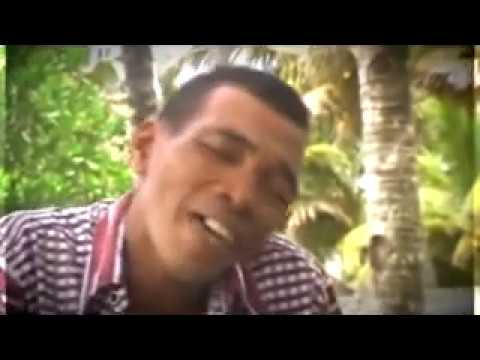 JOHNNITO :Halanao ma zao clip officiel