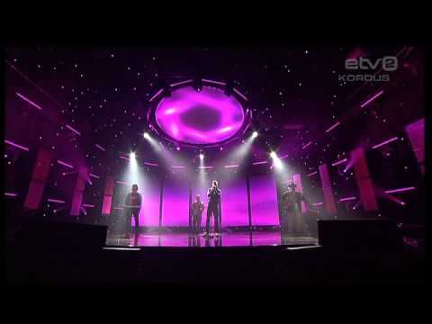 Popidiot ja Jaan Elgula - Hanging on Friday / Mängin sulle muusikat (Live @ Eesti Laul 2009)