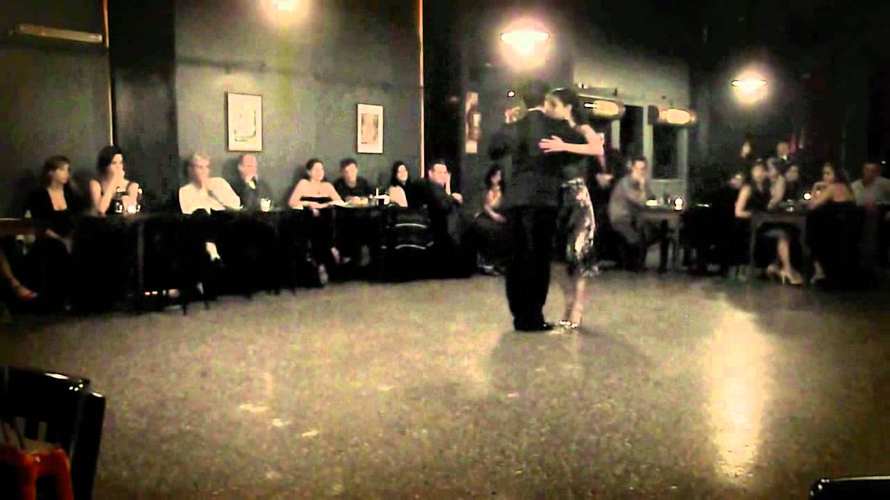 Alejandro Berón y Verónica Vázquez con Orq. Rascacielos - Milonga Vieja Milonga