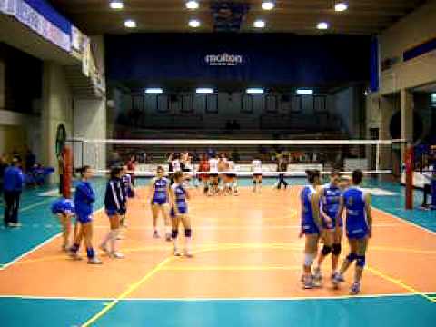 PALLAVOLO SPONGANO-SanVito-Spongano SerieD 09-10.avi