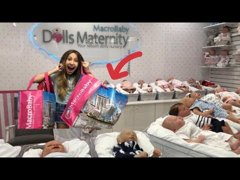 Shopping at MacroBaby for my babies