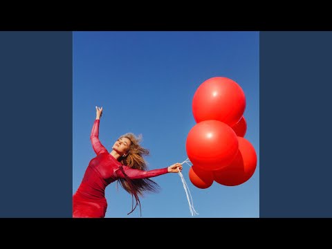 Video thumbnail for red flags & love hearts