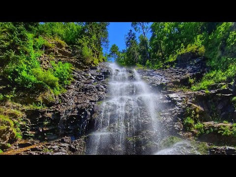 Cascada Scoruș din Mălaia 🏞⛰️🪨