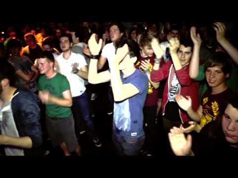 MOTTIG ZAT - Equal Idiots || Official videoclip