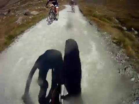 E IL CERVINO LA     CHE CI GUARDA