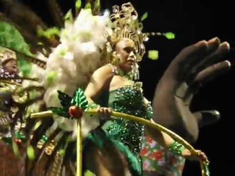 carla hellen no carnaval 2013 esc. samba  leandro de itaquera