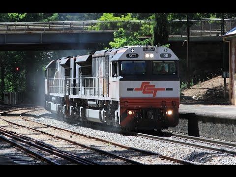 SIX LOCOMOTIVE SCT FREIGHT - 6MA9 in the Adelaide Hills after failing