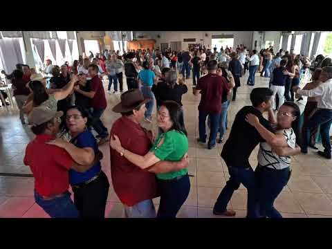 Povo animado nos Idosos de Candói no Paraná(com marcos e margarida)