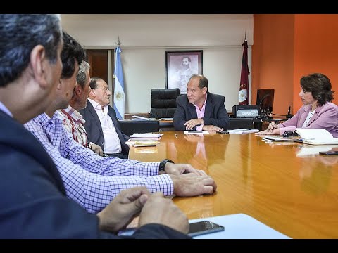 Ministro Villada reunión con el rector UNSA Víctor Claros