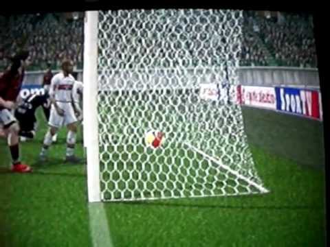 Ronaldinho Gaúcho o fera fazendo gol olimpico