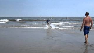 preview picture of video 'Skimboard Bunjee Surfing - Ocean City, NJ'