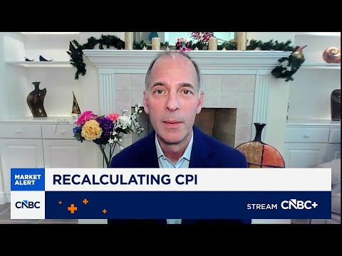 At least two more Fed cuts likely in 2026, says Moody's Mark Zandi