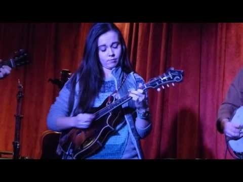 Billy Strings w Sierra Hull "Dust In A Baggie" 12-21-2016