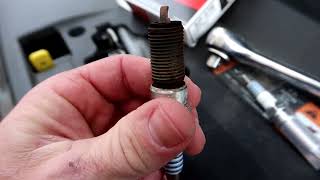 How to change a 2020 Ford Ranger's Spark Plugs -How do they look after 40k miles?!