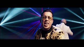 Pitbull feat  Becky G &amp; De La Ghetto   Mala Remix Official Video