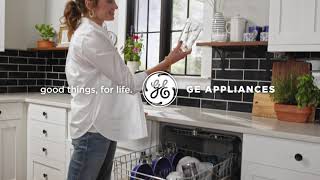 GE Top Control with Stainless Steel Interior Door Dishwasher with Sanitize Cycle & Dry Boost Stainless Steel GDT635HSRSS Picture