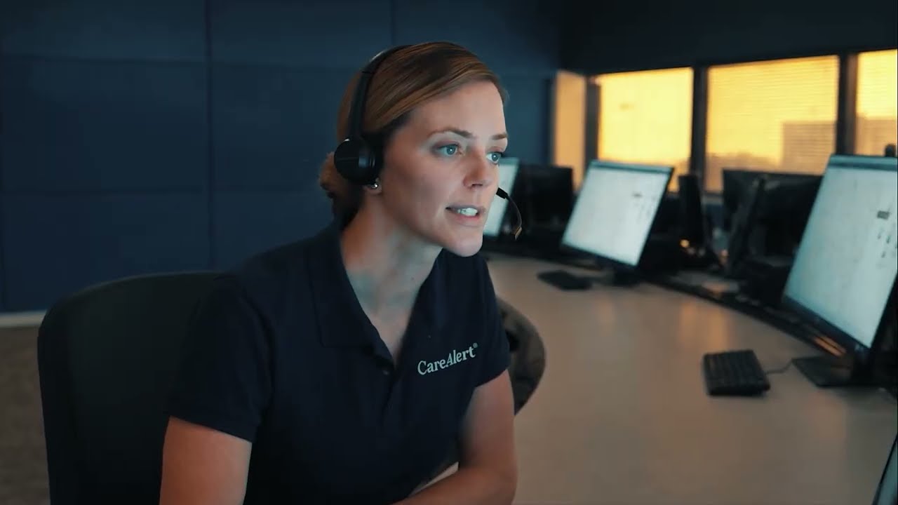 How the CareAlert Home Alarm works — pendant pressed, base unit calls the 24/7 monitoring centre