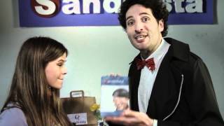 "La máquina que escupe monstruos y la chica de mis sueños" - Trailer