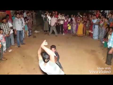 Gujrati nagin dance