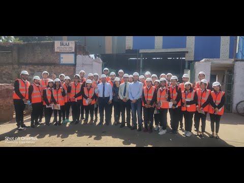Students Exploring the inner workings of Balaji Foundry