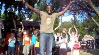 George Huff singing "Bounce" in Cleburne, TX