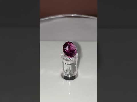 天然石榴石【獨特顏色】手機直拍無影片處理