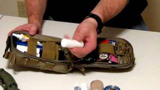 Maxpedition FR-1 Pouch First Aid / Survival Kit Part 1